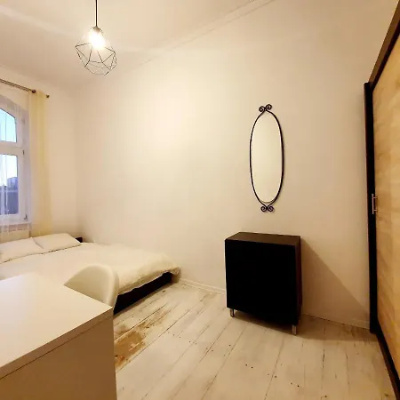 Apartament Dla 7 Osob Na Monte Cassino 아파트 소포트